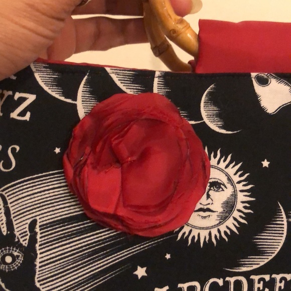 Ouija floral tote set - Picture 13 of 17